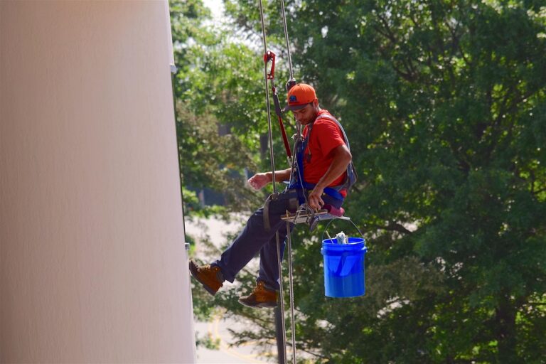 Top Commercial Cleaning Services